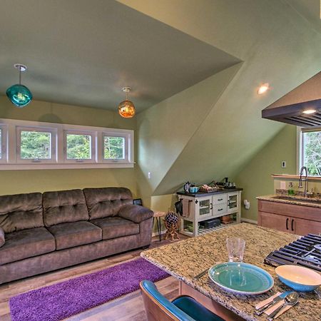 Appartement Charming Port Angeles Studio With Deck And Views! Extérieur photo